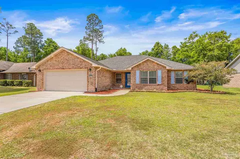 6161 Autumn Pines Cir, Pace, FL 32571
