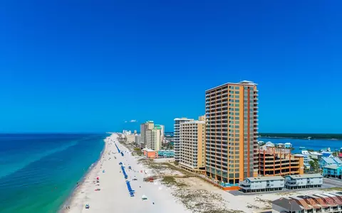 801 W Beach Blvd #804, Gulf Shores, AL 36542