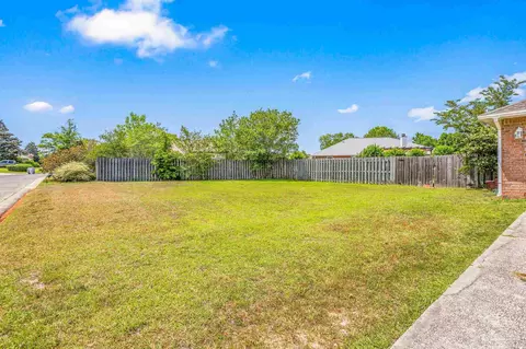 5108 Brookside Dr, Pace, FL 32571 photo 3