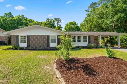 6381 Audubon Dr, Pensacola, FL 32504