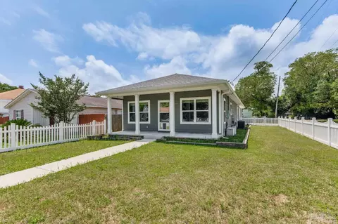 301 Dwight Ave, Pensacola, FL 32507