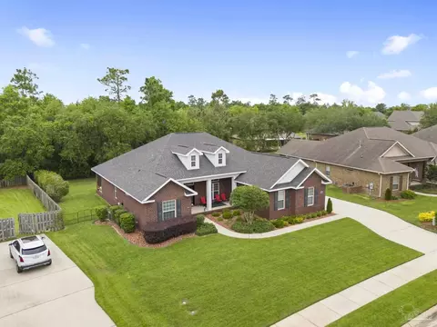 5872 Dahoon Dr, Pensacola, FL 32526