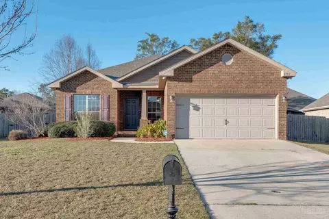 6752 Weathered Dr, Milton, FL 32570