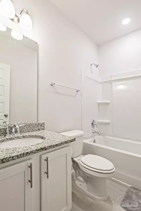 Bath - 4016 Amble Way, Pace, FL 32571 photo 4 of 6