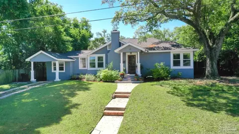 19 W Lakeview Ave, Pensacola, FL 32501