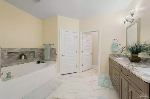 6883 Joyce Dr, Milton, FL 32570 photo 25