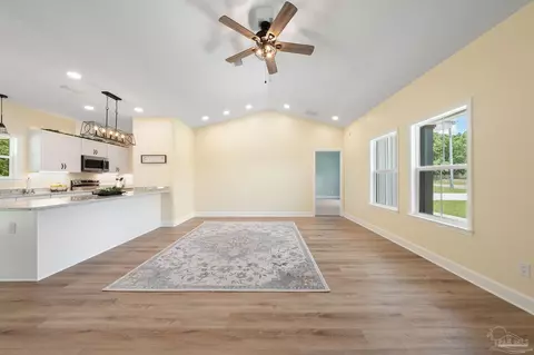 6883 Joyce Dr, Milton, FL 32570 photo 7