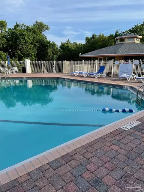 201 Pensacola Beach Rd #C23, Gulf Breeze, FL 32561