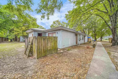 461 Stara Cir, Pensacola, FL 32505