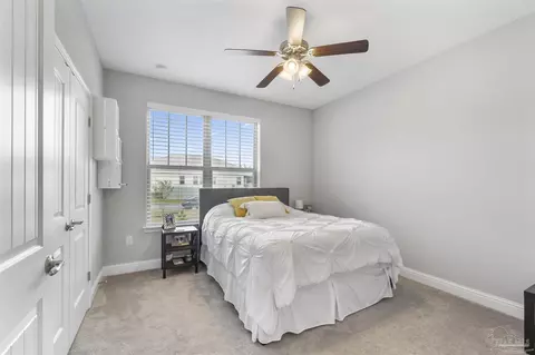 Bedroom - 4915 Red Oak Dr, Milton, FL 32583 photo 3 of 6