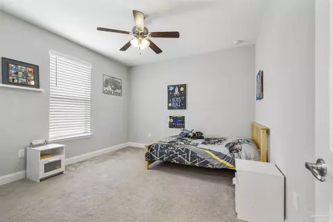 Bedroom - 4915 Red Oak Dr, Milton, FL 32583 photo 5 of 6
