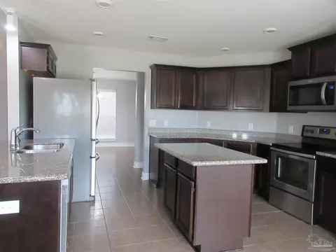 5621 Flume Dr, Pace, FL 32571 photo 8