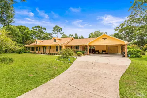 1201 Knollwood Dr, Cantonment, FL 32533