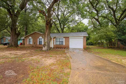 5232 Catalina St, Pace, FL 32571
