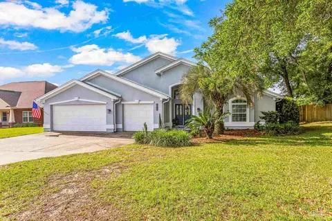 5028 Skylark Ct, Pensacola, FL 32505