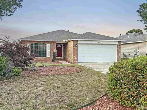 340 Mizzen Ln, Pensacola, FL 32507