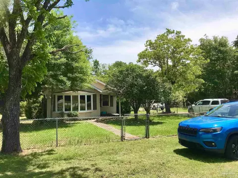 6430 Hwy 97, Mcdavid, FL 32568