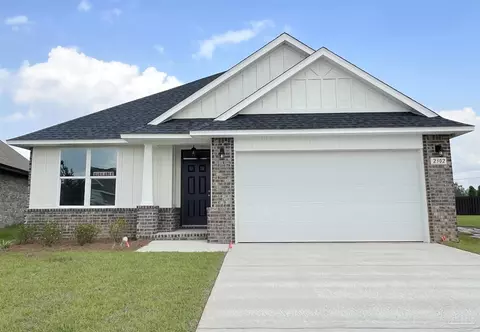 2302 Habersham Ln, Cantonment, FL 32533