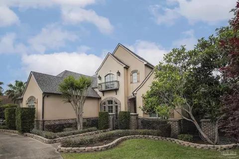 1353 Quiet Cove Ct, Gulf Breeze, FL 32563