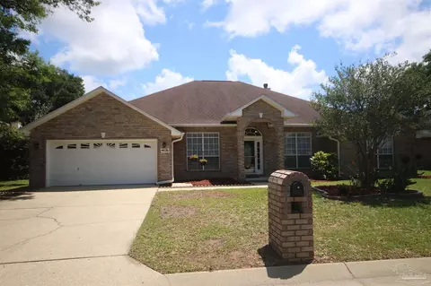 4676 Winterdale Dr, Pace, FL 32571