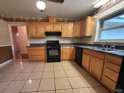 Kitchen - 4533 Trice Rd, Pace, FL 32571 photo 2 of 2