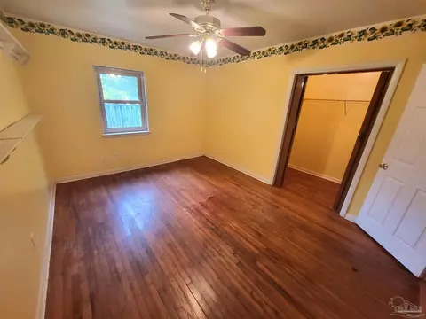Bedroom - 4533 Trice Rd, Pace, FL 32571 photo 5 of 6