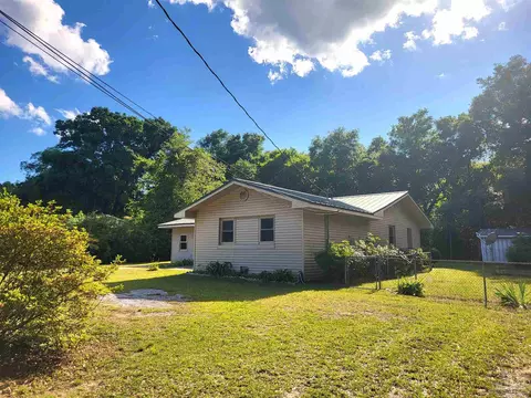 Exterior - 4533 Trice Rd, Pace, FL 32571 photo 3 of 7
