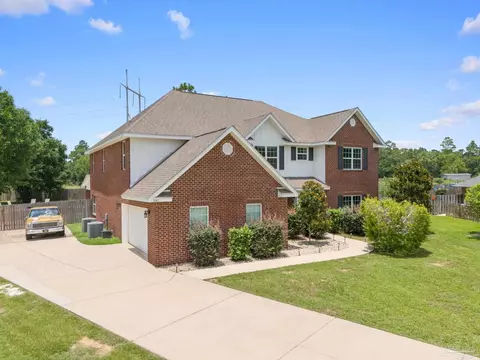 9141 Iron Gate Blvd, Milton, FL 32570 photo 2