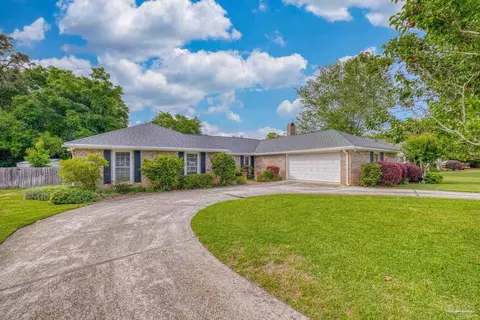 3725 Barnwell Cir, Pensacola, FL 32503