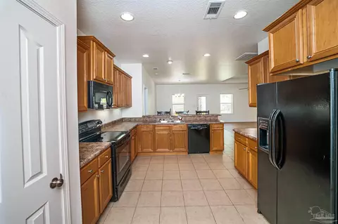 5188 Parkside Dr, Pace, FL 32571 photo 9