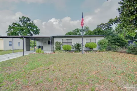 402 Clairmont Dr, Pensacola, FL 32506