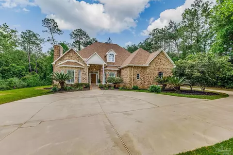 3990 Bentwood Ln, Cantonment, FL 32533