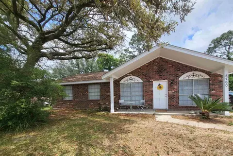 5760 Ventura Ln, Pensacola, FL 32526