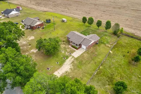 View/Area - 664 Phelps Rd, Milton, FL 32570 photo 6 of 7