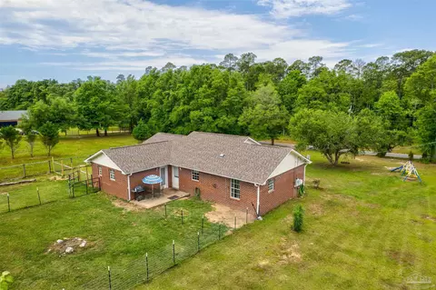 Exterior - 664 Phelps Rd, Milton, FL 32570 photo 12 of 12