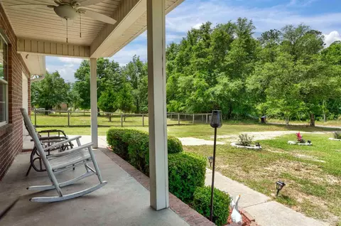Exterior - 664 Phelps Rd, Milton, FL 32570 photo 5 of 12