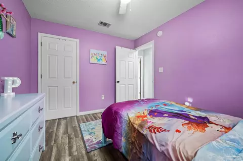 Bedroom - 664 Phelps Rd, Milton, FL 32570 photo 4 of 6
