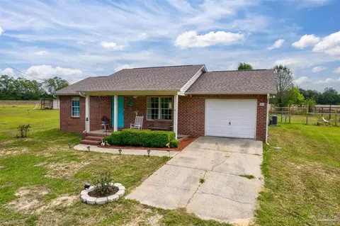 Exterior - 664 Phelps Rd, Milton, FL 32570 photo 3 of 12