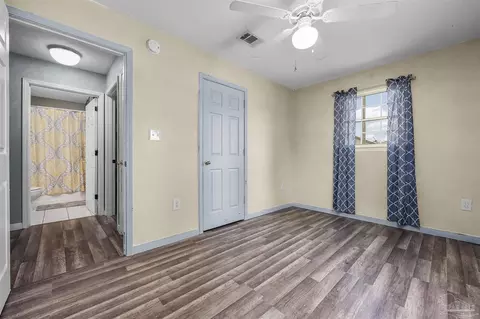 Bedroom - 664 Phelps Rd, Milton, FL 32570 photo 6 of 6