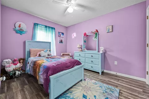 Bedroom - 664 Phelps Rd, Milton, FL 32570 photo 3 of 6