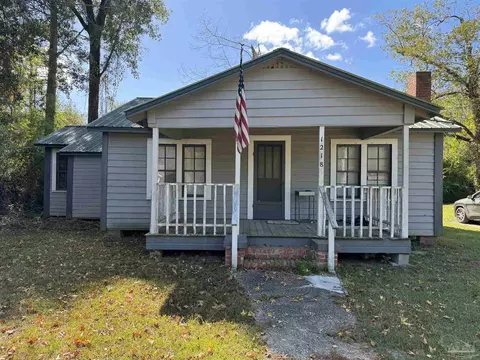 1218 Forrest Ave, Brewton, AL 36426