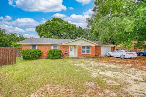 5237 Westwind Cir, Pensacola, FL 32526