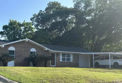 1843 S Nestle Dr, Pensacola, FL 32534