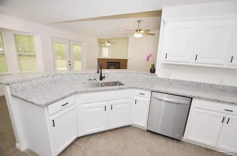 5820 Ibis Rd, Milton, FL 32583 photo 12