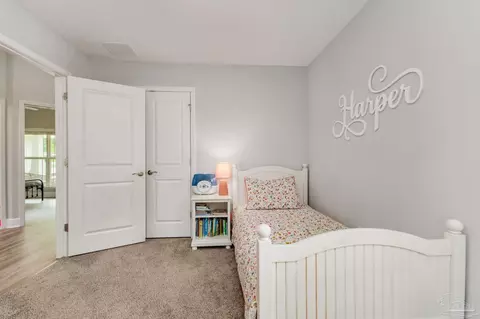 Bedroom - 8736 Daryl Dr, Milton, FL 32583 photo 8 of 11