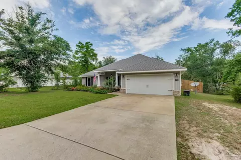 Exterior - 8736 Daryl Dr, Milton, FL 32583 photo 3 of 8