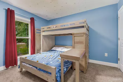 Bedroom - 8736 Daryl Dr, Milton, FL 32583 photo 9 of 11