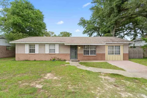 335 Pine Ridge Ln, Pensacola, FL 32514