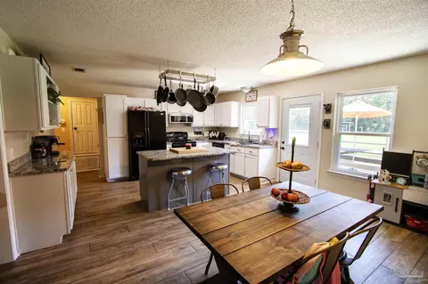 4155 Overlook Cir, Pace, FL 32571 photo 2