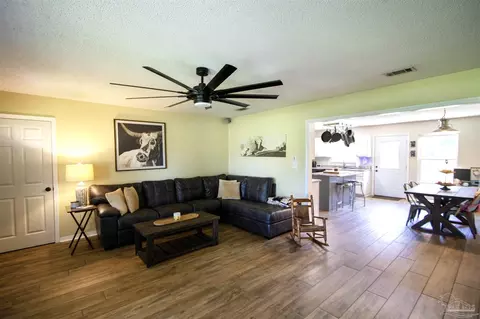 4155 Overlook Cir, Pace, FL 32571 photo 9
